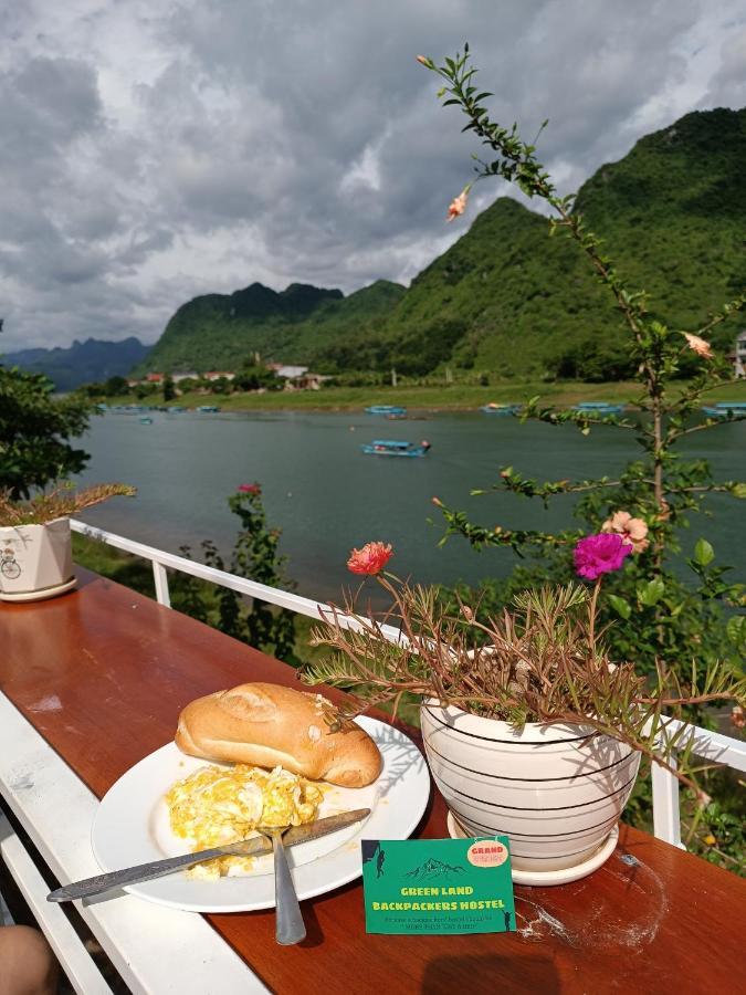 Yolo Pool Bar Villas & Garden Restaurant Phong Nha Exterior foto