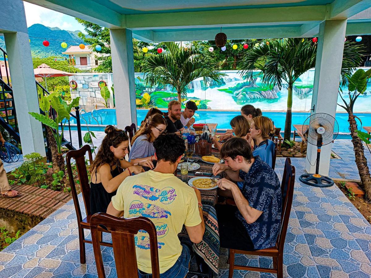 Yolo Pool Bar Villas & Garden Restaurant Phong Nha Exterior foto